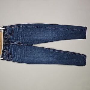 American Eagle size 4 regular high rise stretch mom jeans